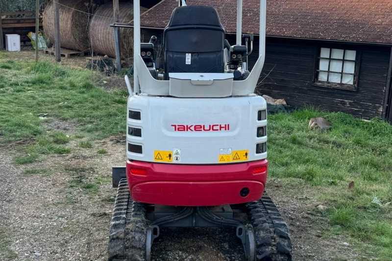 OmecoHub - Immagine TAKEUCHI TB215R